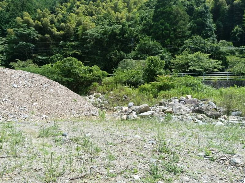 家屋跡地 align=middle