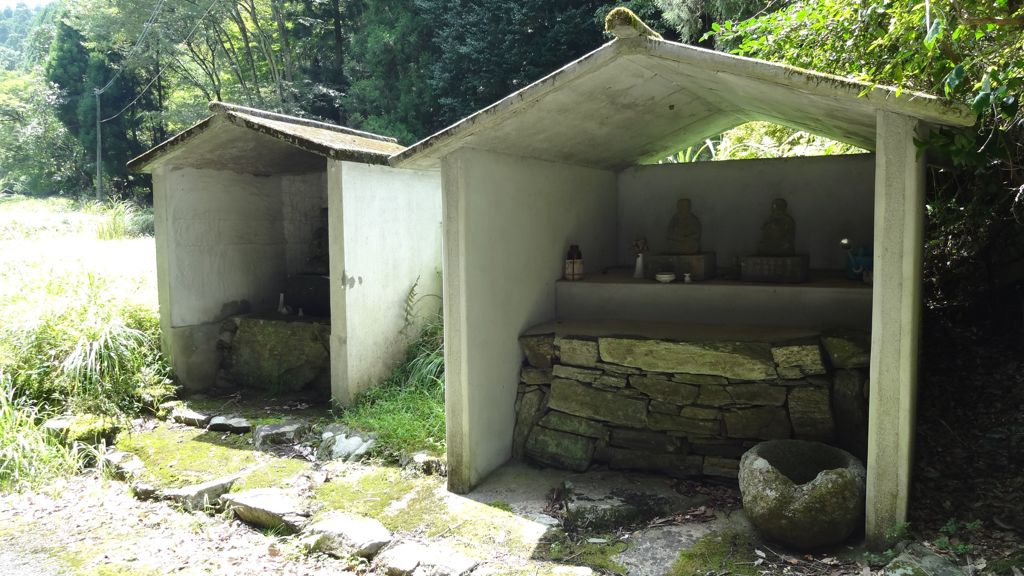 祠1