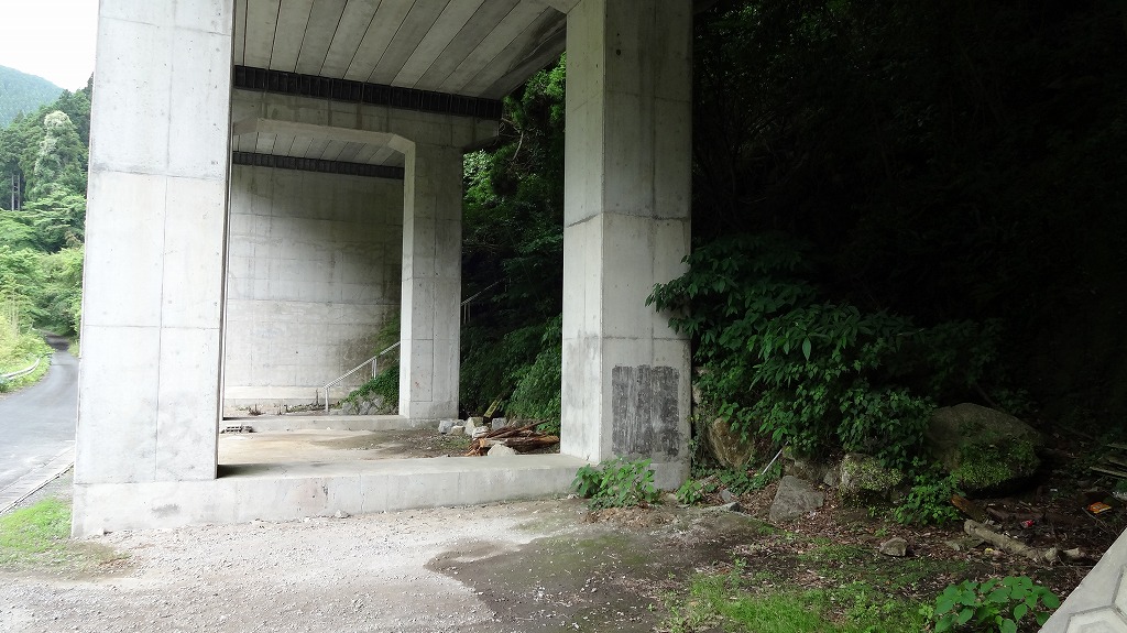 発電所跡地