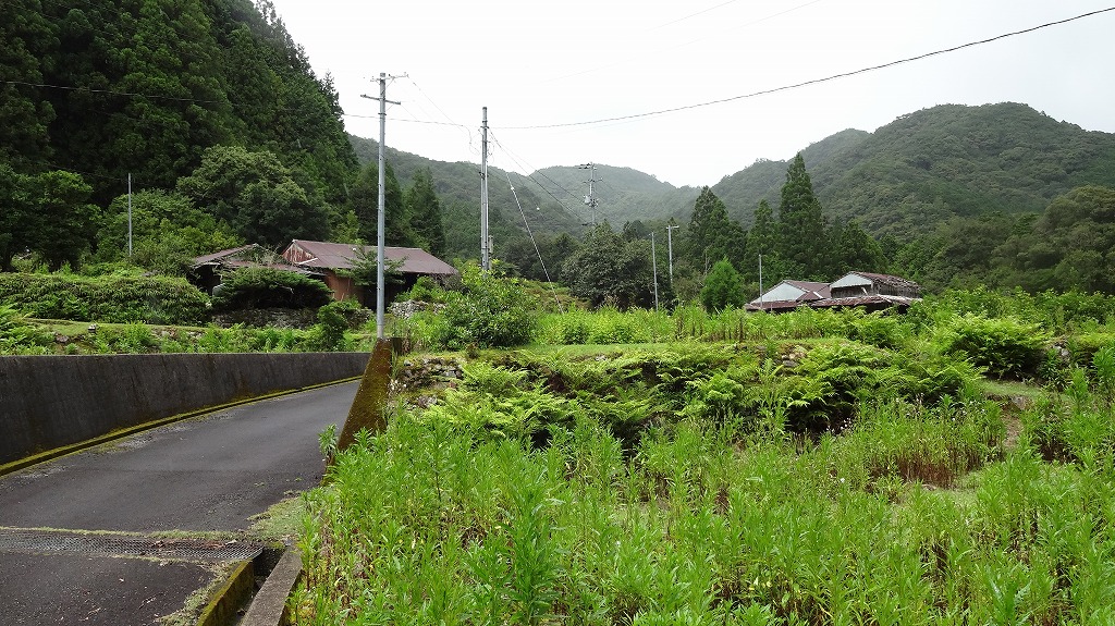 集落　廃屋2